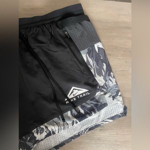 Black and White New NIKE 5” seam shorts
